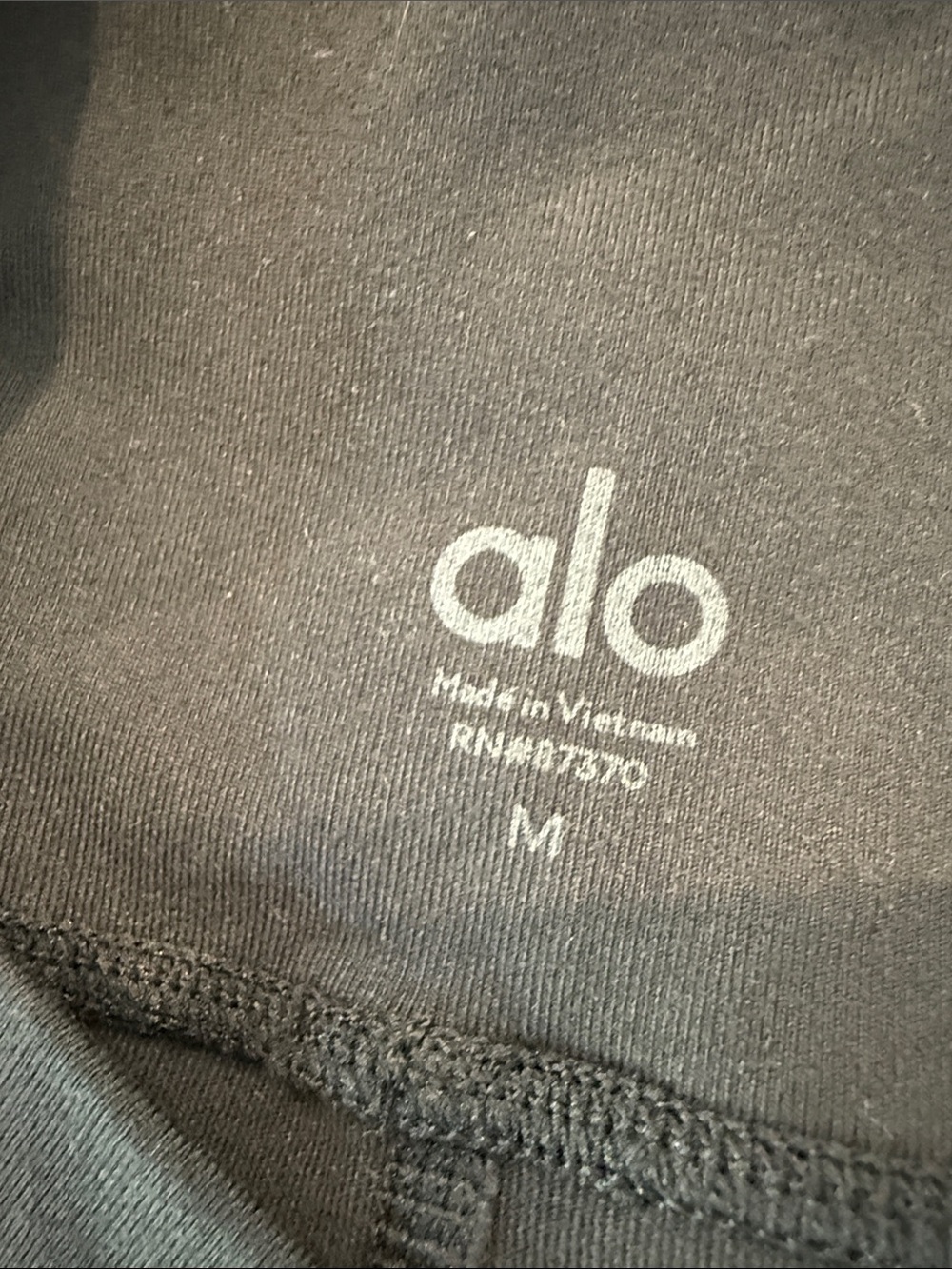 ALO Yoga Black Leggings with Cream Contrast Stripes - Picture 3 of 3